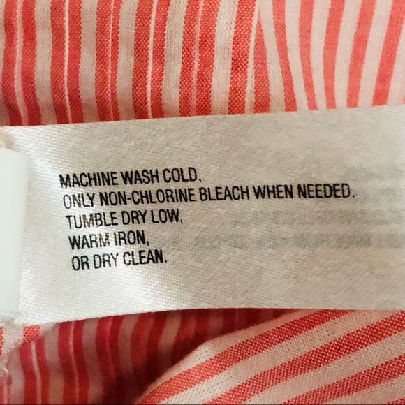 NWOT Gap Ruffle Tuxedo Button Down Womens Shirt - Picture 6 of 6